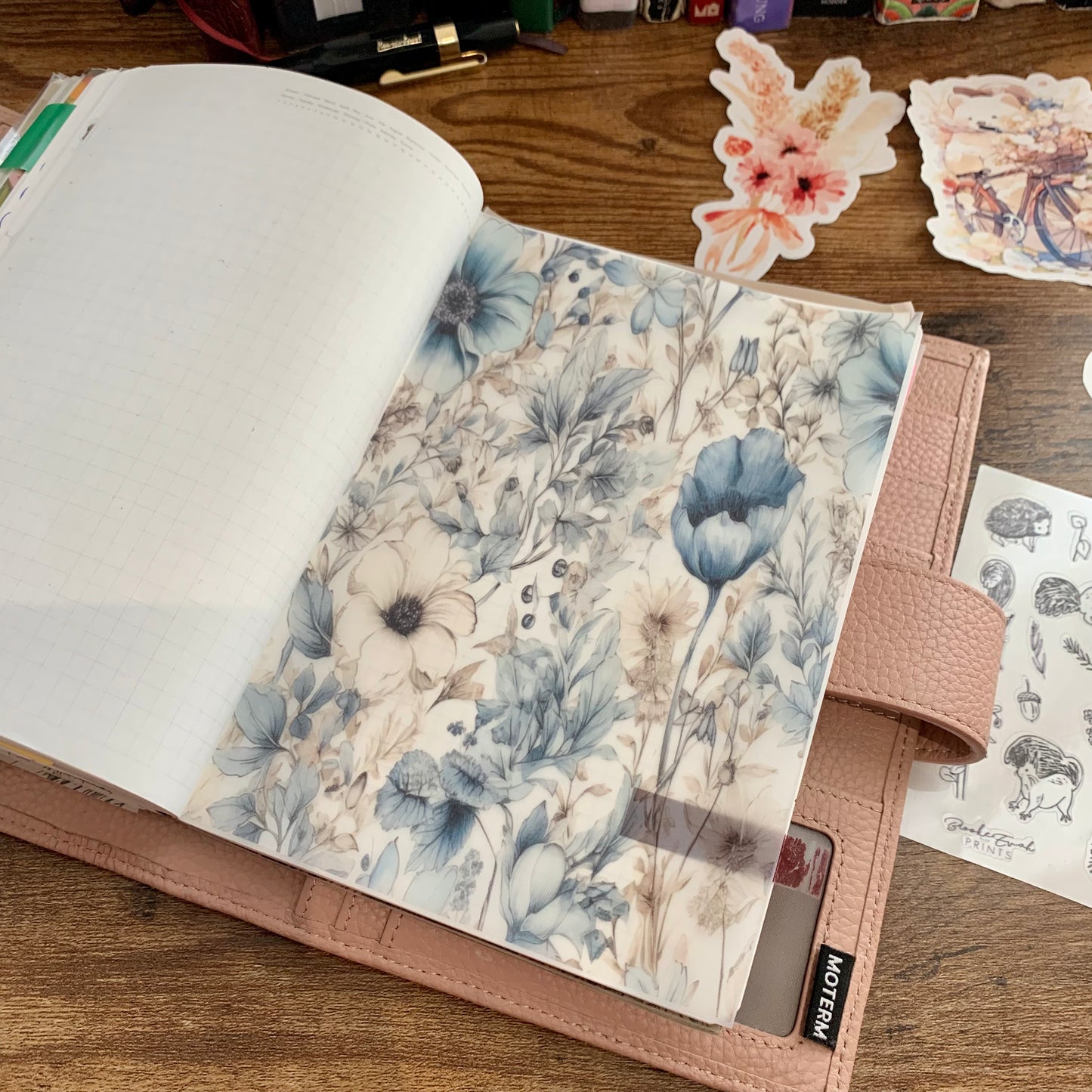 Vintage Blue & White Florals Vellum Planner Dashboard - Scrapbooking Paper - French Flowers