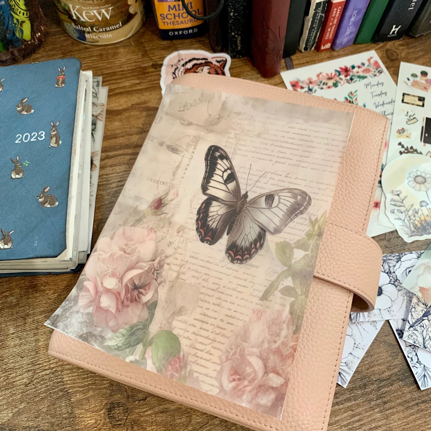 Vintage style butterfly & script Vellum Planner Dashboards - Daydream