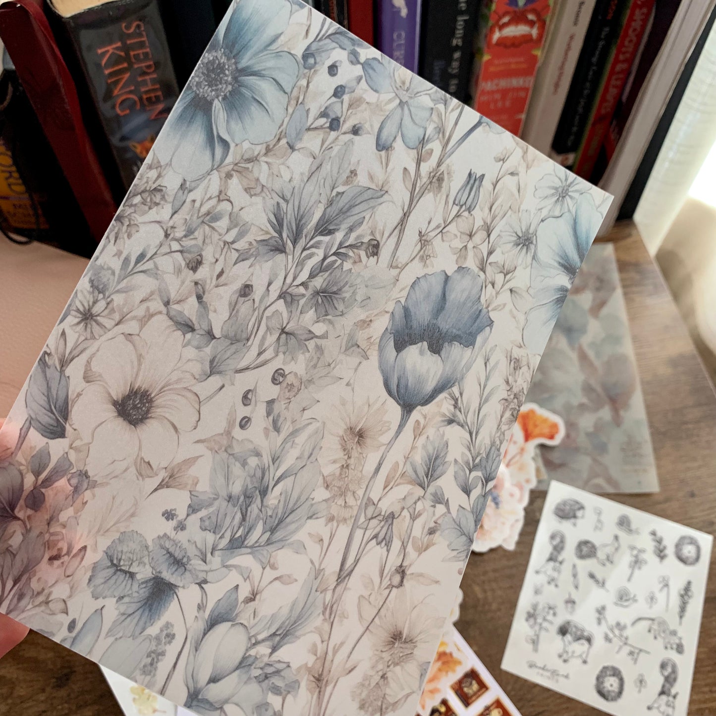 Vintage Blue & White Florals Vellum Planner Dashboard - Scrapbooking Paper - French Flowers
