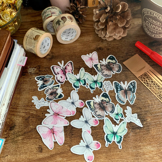 Butterfly & Floral Sticker Flakes - Pack of 21