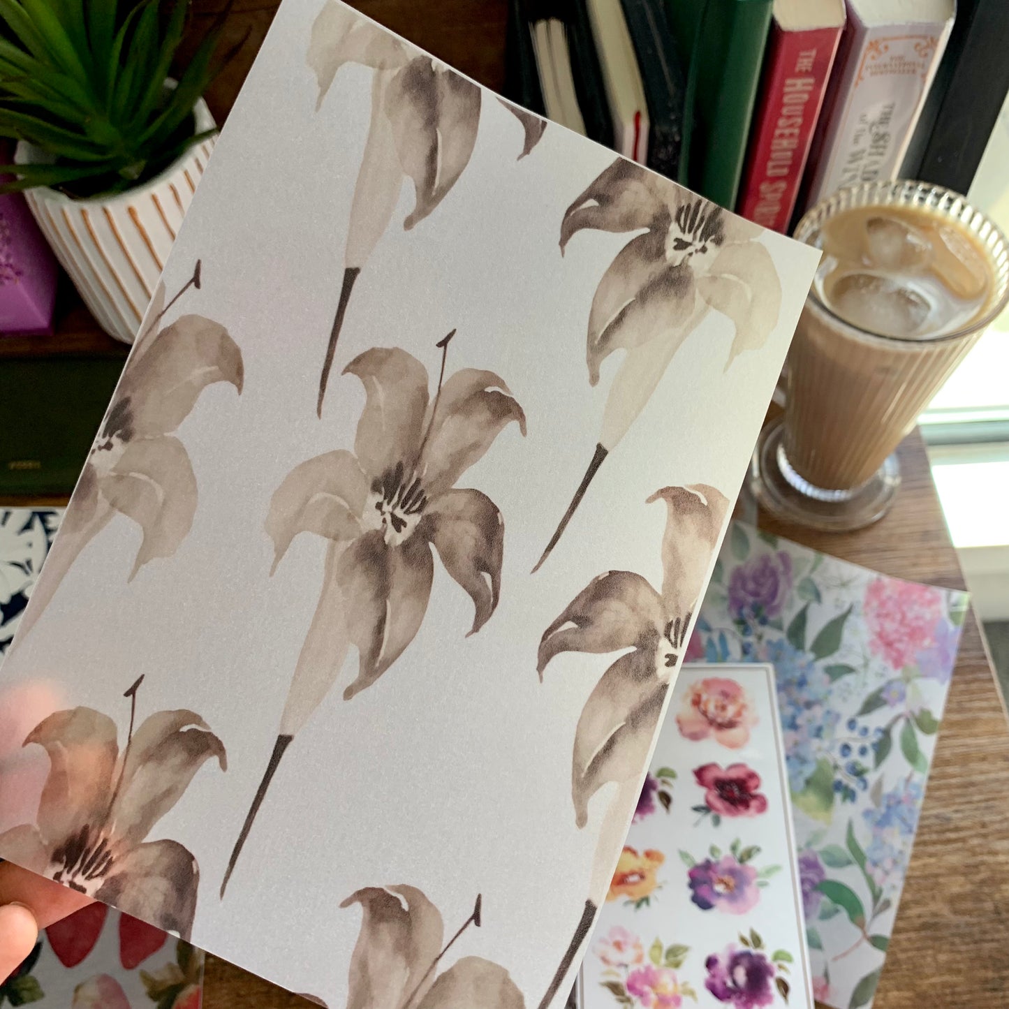 Watercolour Brown Floral Pattern - Vellum Planner Dashboard - Cherie