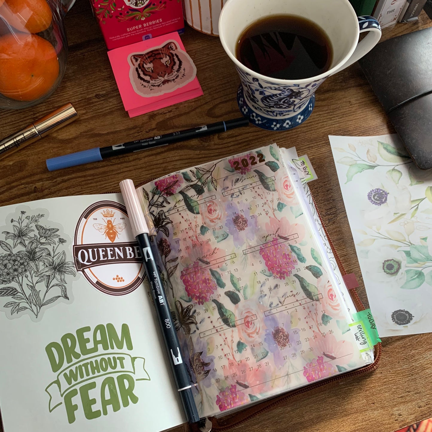 Spring Floral Dashboard - Lizzy