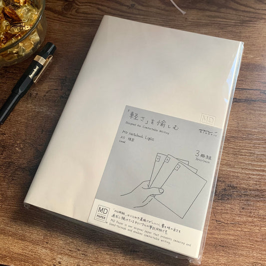 MD paper - Midori A5 notebook light - Lined Paper