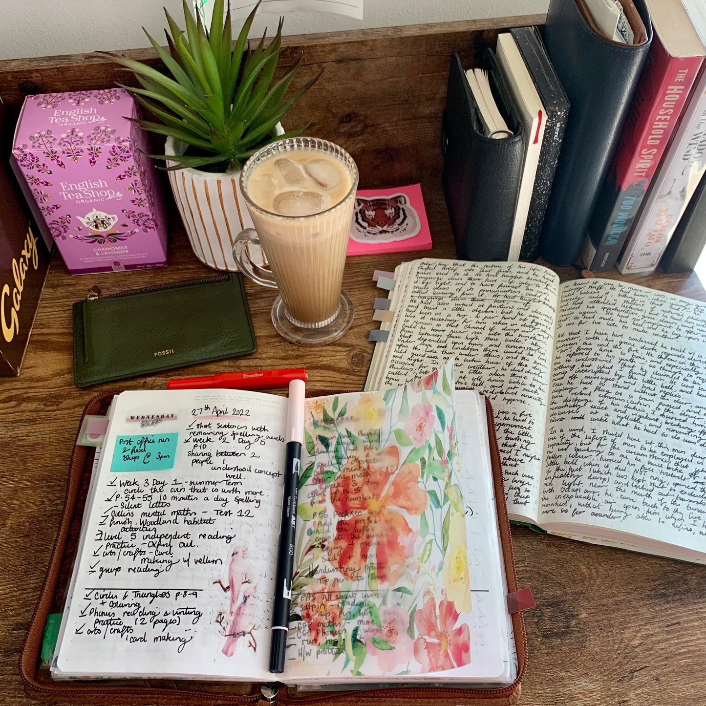 Watercolour Light Floral Pattern - Vellum Planner Dashboard - Phoebe