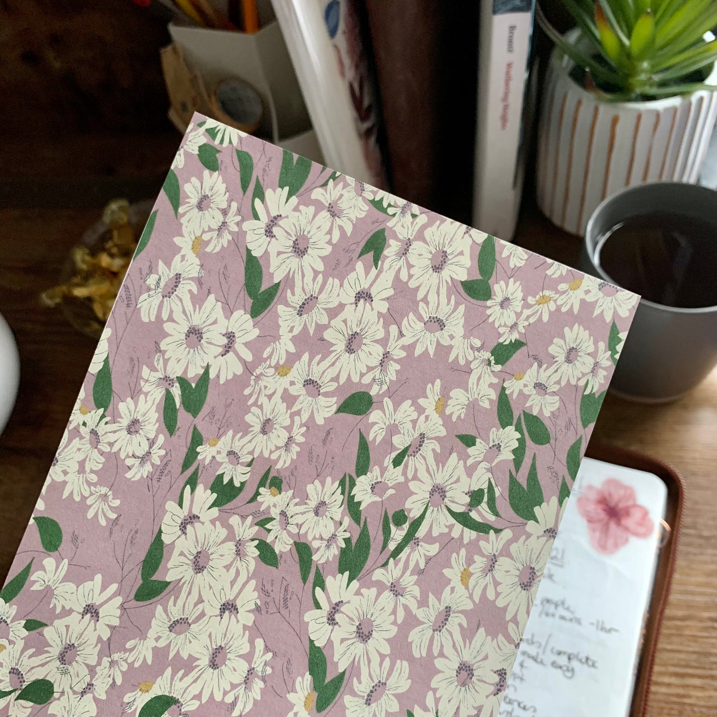 White flowers with Lilac Background Planner Dashboard - Dorothy