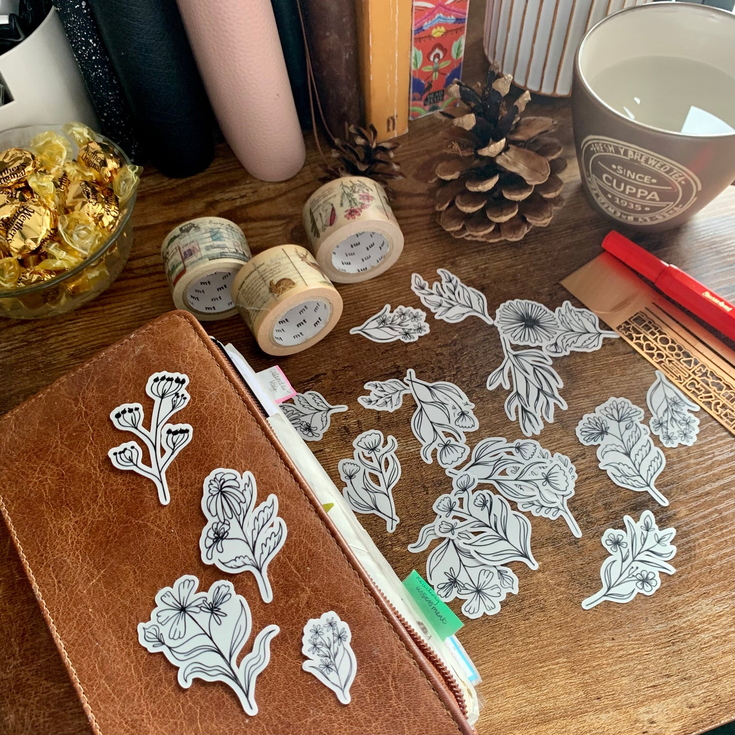 Minimal Floral Sticker Flakes - Pack of 21