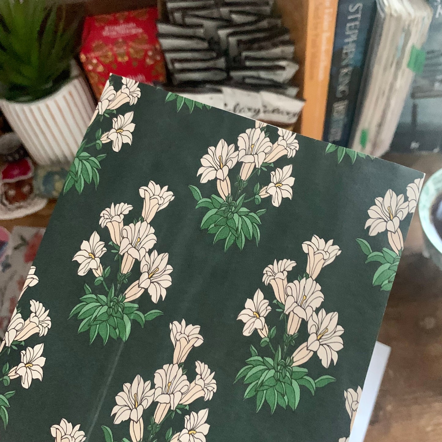 Dark Green with White lily Planner Dashboard - Ella