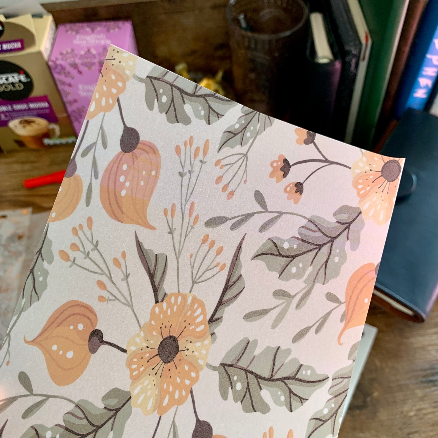 Hand Drawn Floral Pattern - Vellum Planner Dashboard - Nigella
