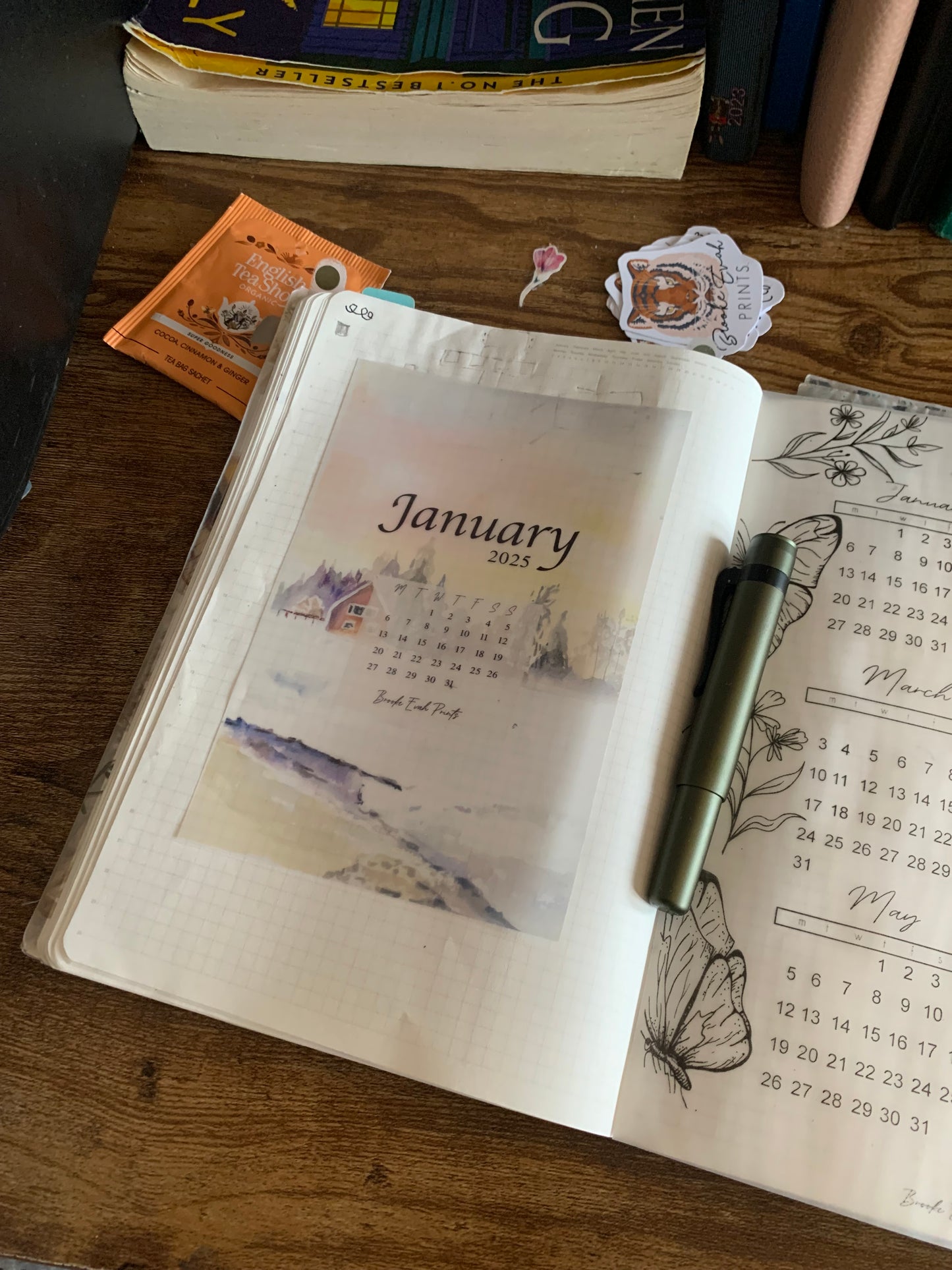 FREE download January 2025 Calendar Card