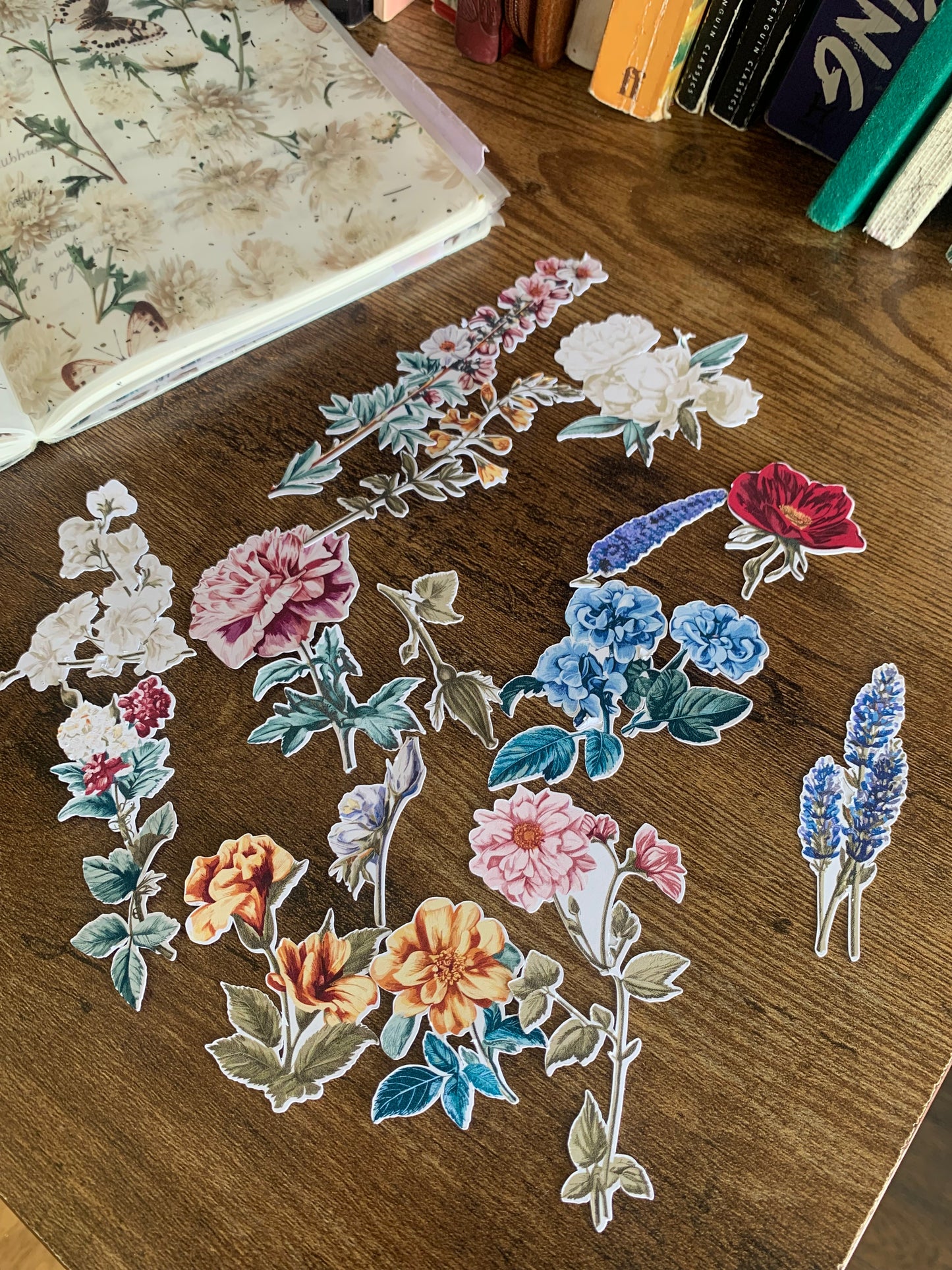 Vintage Floral inspired Sticker Flakes - Pack of 15