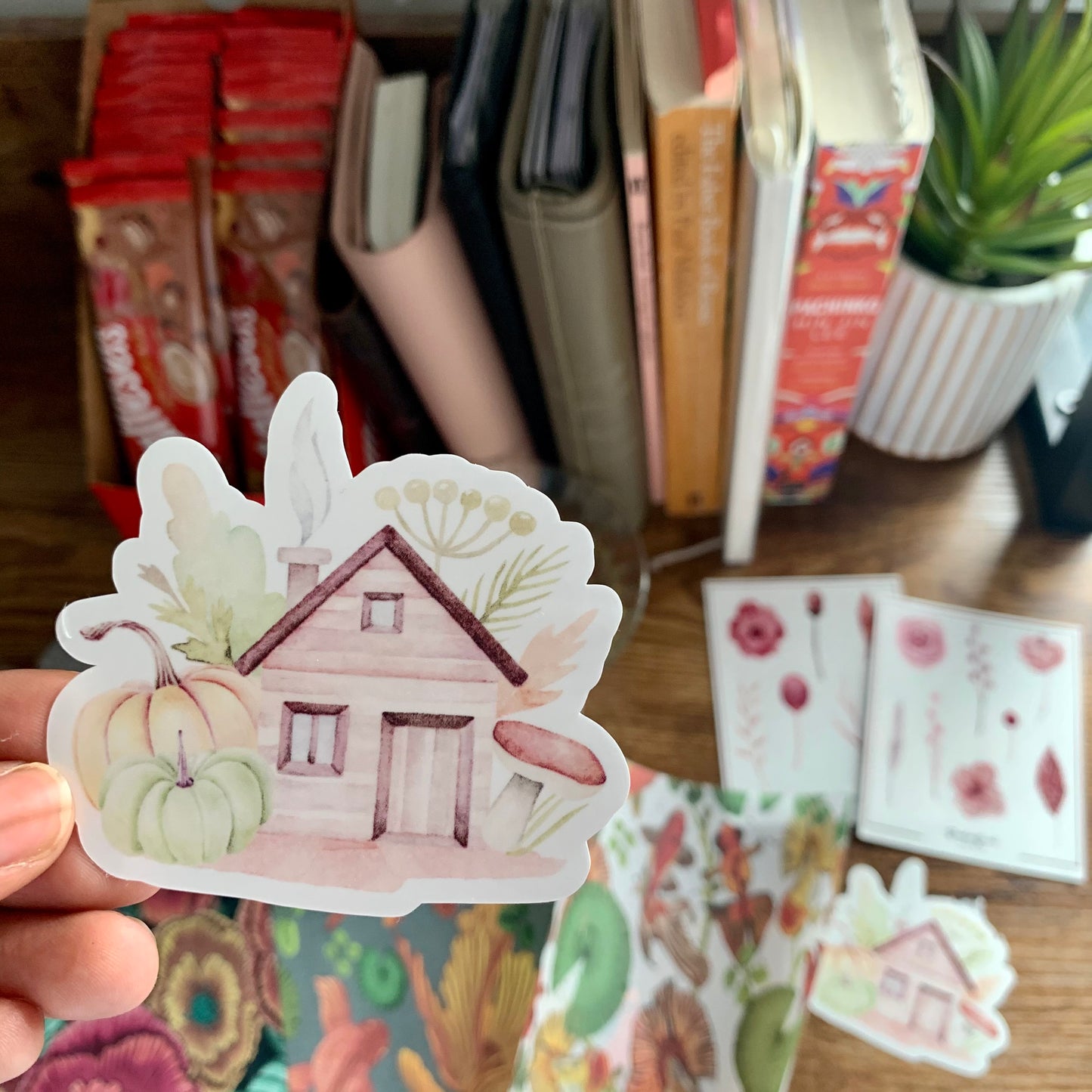 Clear House & Pumpkins Fall Sticker Flake - Forest House 🏡