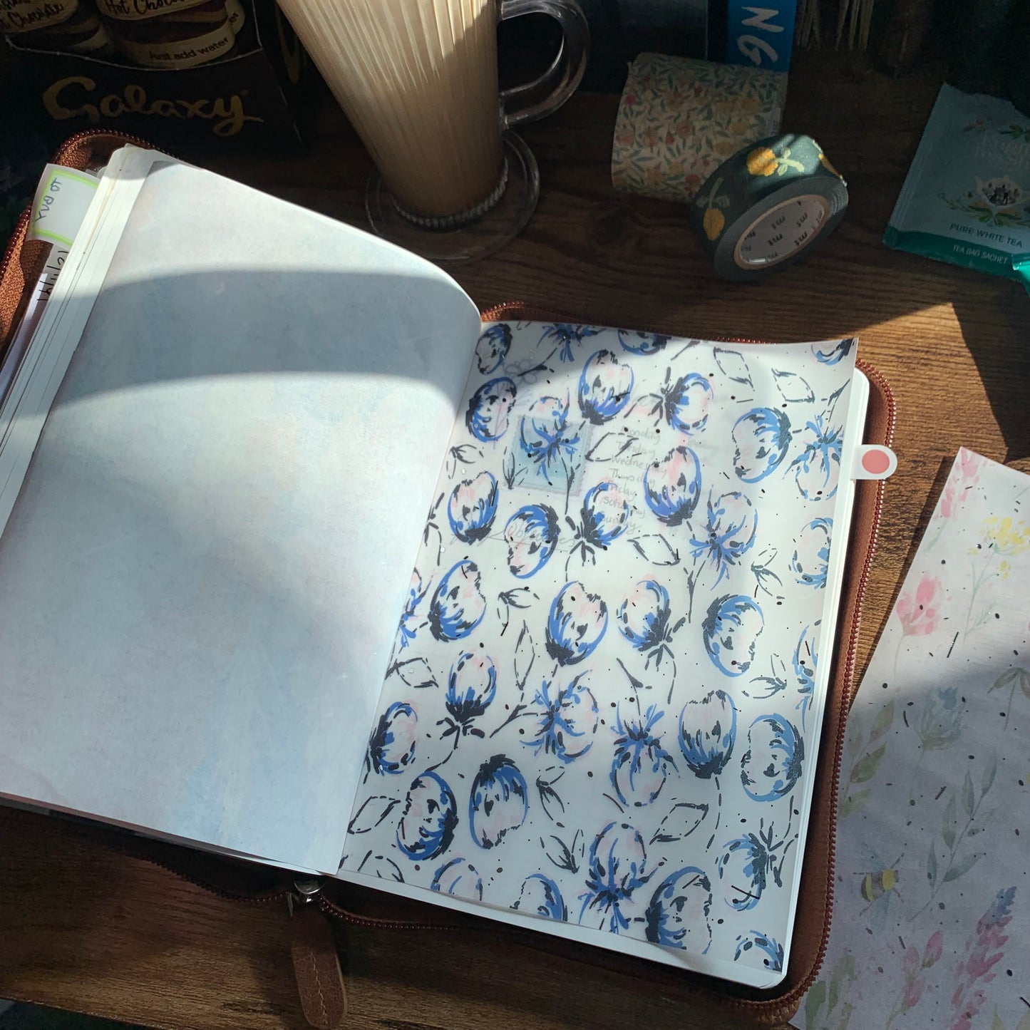 Silver Foiled Watercolour Blue & White Flowers Planner Dashboard - Fantasy Blue